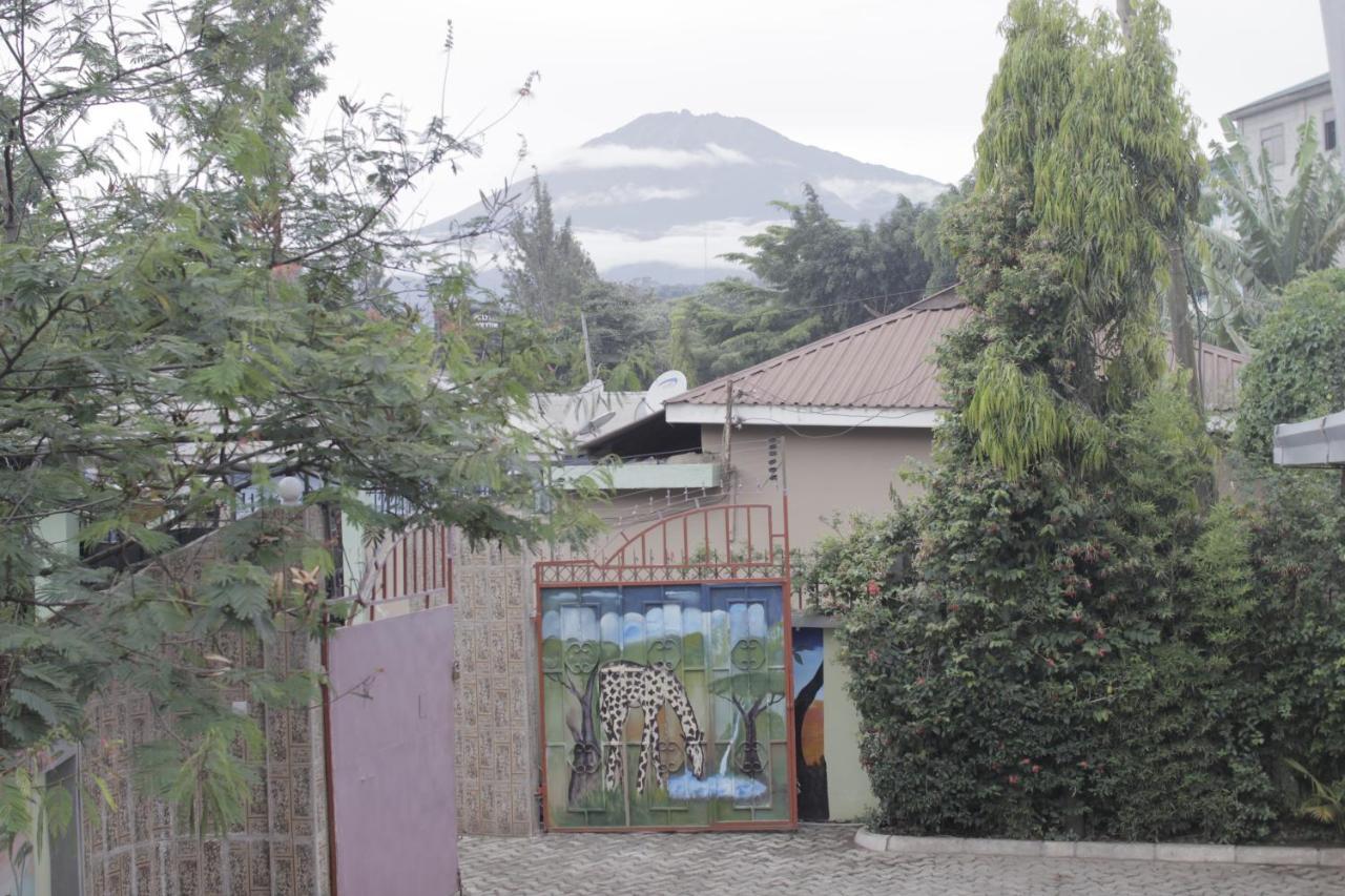 Arusha Giraffe Lodge Екстериор снимка